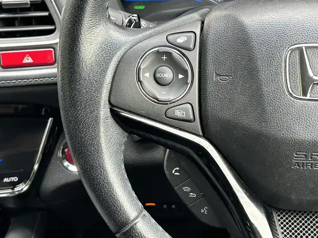 ホンダ ヴェゼル ハイブリッド X 高知県 2014(平26)年 8.5万km モルフォブルーP (株)IDOMが運営する【じしゃロン高知店】の自社ローン専用車両になります。こちらは現金またはオートローンご利用時の価格です。自社ローンご希望の方は別途その旨お申付け下さい