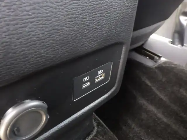 三菱 トライトン GSR 千葉県 2024(令6)年 0.1万km ダイヤモンドブラックマイカ e-Assist/・衝突被害軽減ブレーキシステム（FCM）/・車線逸脱警報システム（LDW）/・誤発進抑制機能（前進＆後退時）（UMS）/・オートマチックハイビーム[AHB]/ブラックレザーシート/前席パワーシート/シートヒーター/純正コネクトナビ/地デジTV/【Bluetooth接続】/マルチアラウンドモニター/ドライブレコーダー（前後撮影）/革巻きステアリング/ステアリングヒーター/ステアリングスイッチ/ETC（2.0）/LEDヘッドライト/フォグライト/ウインカーミラー/コーナーセンサー/純正18インチアルミホイル/サイド/カーテン/ニーエアバッグ/キーレスオペレーションシステム