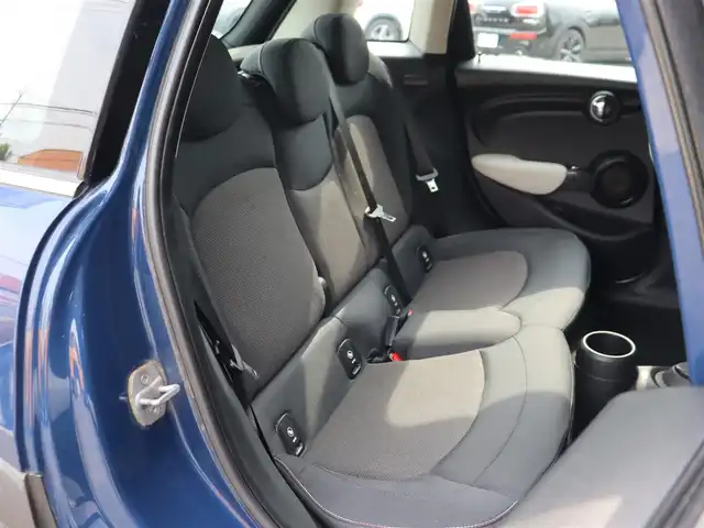 ＭＩＮＩ ＢＭＷ ミニ クーパー 長野県 2015(平27)年 5.6万km 紺 純正ナビ　/Ｂｌｕｅｔｏｏｔｈ　/純正１６ＡＷ　/横滑り防止　/アイドリングストップ　