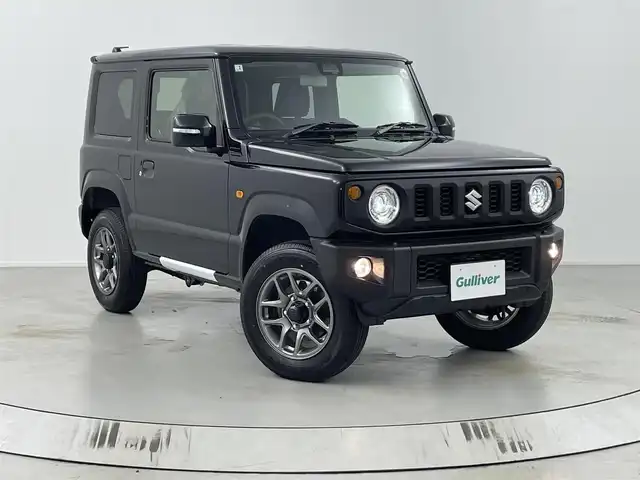 スズキ ジムニー XC 埼玉県 2025(令7)年 0.1万km未満 ブルーイッシュブラックパール3 届け出済み未使用車　登録時走行距離36km/スズキセーフティサポート/・デュアルセンサーブレーキサポート/・車線逸脱警報機能/・ふらつき警報機能/・先行車発進お知らせ機能/・ハイビームアシスト/・標識認識/クルーズコントロール/前席シートヒーター/LEDヘッドライト/フォグランプ/純正アルミホイール/純正フロアマット/ダウンヒルアシストコントロール/プッシュスタート/スマートキー