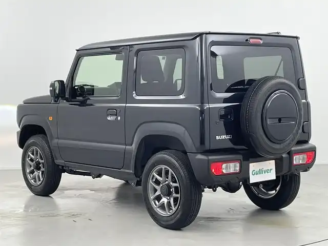 スズキ ジムニー XC 埼玉県 2025(令7)年 0.1万km未満 ブルーイッシュブラックパール3 届け出済み未使用車　登録時走行距離36km/スズキセーフティサポート/・デュアルセンサーブレーキサポート/・車線逸脱警報機能/・ふらつき警報機能/・先行車発進お知らせ機能/・ハイビームアシスト/・標識認識/クルーズコントロール/前席シートヒーター/LEDヘッドライト/フォグランプ/純正アルミホイール/純正フロアマット/ダウンヒルアシストコントロール/プッシュスタート/スマートキー