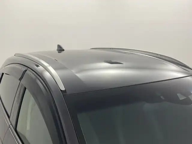 ホンダ ヴェゼル ハイブリッド Z ホンダセンシング 群馬県 2019(令1)年 4.7万km ルーセブラックM 純正８型ナビ　バックカメラ　衝突被害軽減ブレーキ　ルーフレール　パドルシフト　電動サイドブレーキ　ETC ドライブレコーダー　ハーフレザーシート　シートヒーター　レザーステアリング　LED 禁煙車