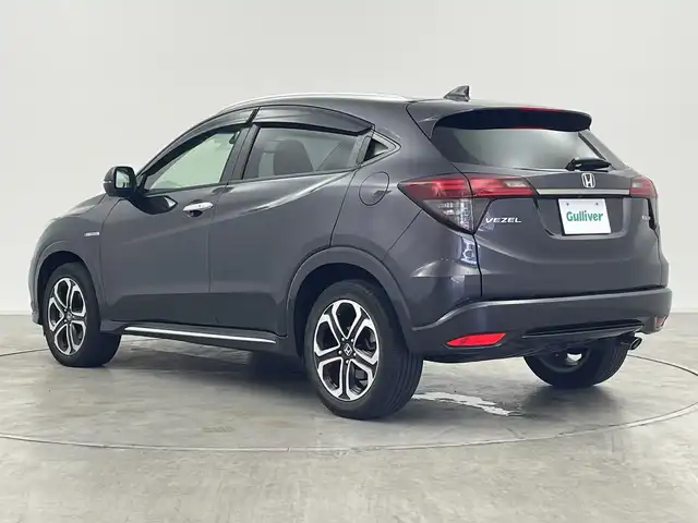 ホンダ ヴェゼル ハイブリッド Z ホンダセンシング 群馬県 2019(令1)年 4.7万km ルーセブラックM 純正８型ナビ　バックカメラ　衝突被害軽減ブレーキ　ルーフレール　パドルシフト　電動サイドブレーキ　ETC ドライブレコーダー　ハーフレザーシート　シートヒーター　レザーステアリング　LED 禁煙車