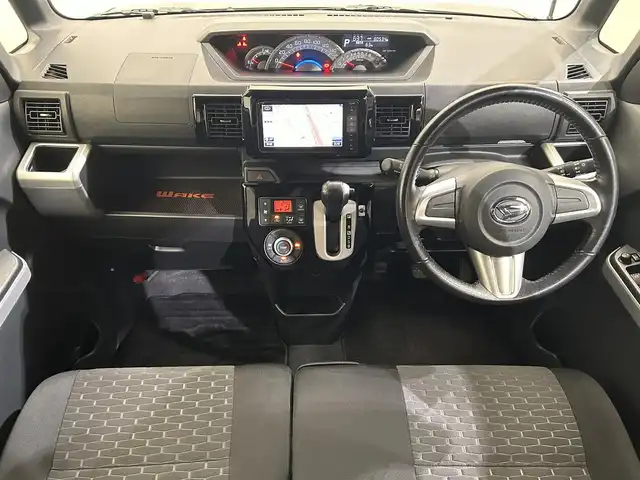ダイハツ ウェイク G SA 愛媛県 2015(平27)年 8.1万km ブラックマイカメタリック 純正ナビ/(Bluetooth/フルセグ)/バックカメラ/衝突被害軽減ブレーキ/両側電動スライドドア/ETC/アイドリングストップ/スペアキー/保証書/取扱説明書