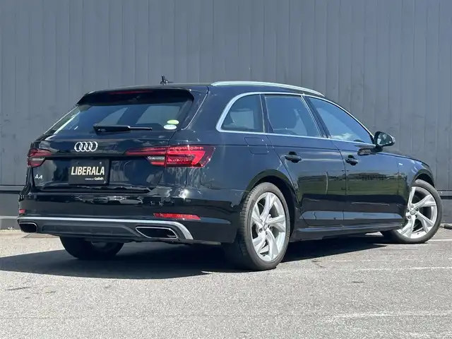 アウディ Ａ４ アバント 40TFSIマイスターシュトック 茨城県 2020(令2)年 1.3万km ミトスブラックメタリック 特別仕様車/マトリクスLEDライト/左右後席独立オートエアコン/純正18インチアルミホイール/純正メモリーナビ/【Bluetooth/USB/TV/AUX/CD/DVD】/アラウンドビューモニター/純正前後ドライブレコーダー/前後バンパーソナー/純正18インチアルミホイール/パークアシスト/アダプティブクルーズコントロール/レザーシート/前席パワーシート（D席メモリ付）/前席シートヒーター/革巻きステア/ノブ/パドルシフト/バーチャルコックピッド/オートワイパー/パワーバックドア/ETC2.0/プッシュスタートシステム/W/サイド/カーテンエアバッグ/ABS