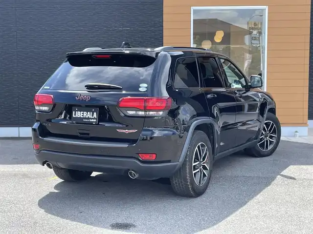 クライスラー・ジープ ジープ グランドチェロキー トレイルホーク 栃木県 2020(令2)年 4.9万km 黒 ワンオーナー /限定車/AppleCarPlay/ナビ/F/S/Rカメラ/フルセグTV/ハーフレザーシート /シートヒーター /シートベンチレーター/パワーシート /LEDヘッドライト/オートライト/ACC/パークセンス/レーンセンス/ブラインドスポット /エアサスペンション/ドライブレコーダー/パワーテールゲート