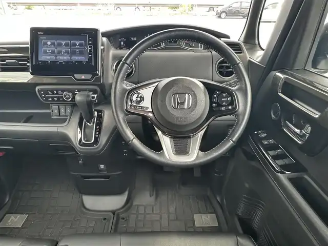 ホンダ Ｎ ＢＯＸ カスタム G L ターボ ホンダセンシング 愛知県 2018(平30)年 1.8万km プラチナホワイトパール ワンオーナー/スマートキー/メモリナビ/フルセグテレビ/バックカメラ/アイドリングストップ/ウィンカーミラー/クルーズコントロール/レーンキープアシストシステム/ステアリングスイッチ/プッシュスタート/両側パワースライドドア/ビルトインETC/純正フォグランプ/保証書/取扱説明書