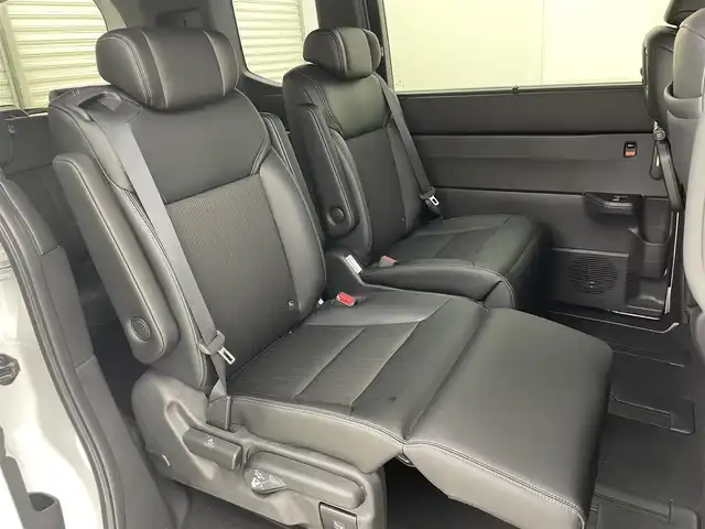 ホンダ ステップワゴン スパーダ eHEV 茨城県 2025(令7)年 0.1千km プラチナホワイトパール 11.4インチナビHonda CONNECTナビ /Bluetooth/フルセグ/CD/DVD/ラジオ/バックカメラ/レーダークルーズコントロール/両側パワースライドドア/路外逸脱抑制機能/クリアランスソナー/衝突被害軽減ブレーキ/シートヒーター/オットマン/LEDヘッドライト/オートライト