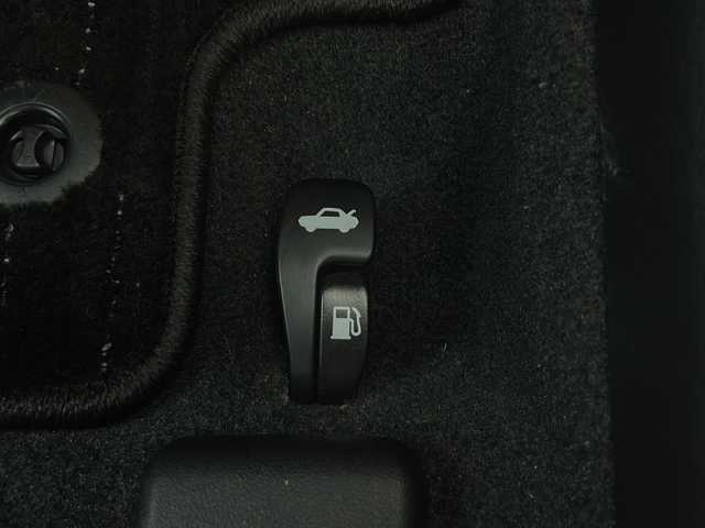 トヨタ マークＸ 250G Four 秋田県 2016(平28)年 5.8万km ブラック 4WD/社外ナビ/バックカメラ/寒冷地仕様/横滑り防止装置/ワイパーデアイサー/ステアリングリモコン/D席パワーシート/Sport mode/Snow mode/Eco mode/オートライト/革巻きステアリング/プッシュスタート/スマートキー/スペアキー/ウィンカーミラー/純正AW/純正フロアマット