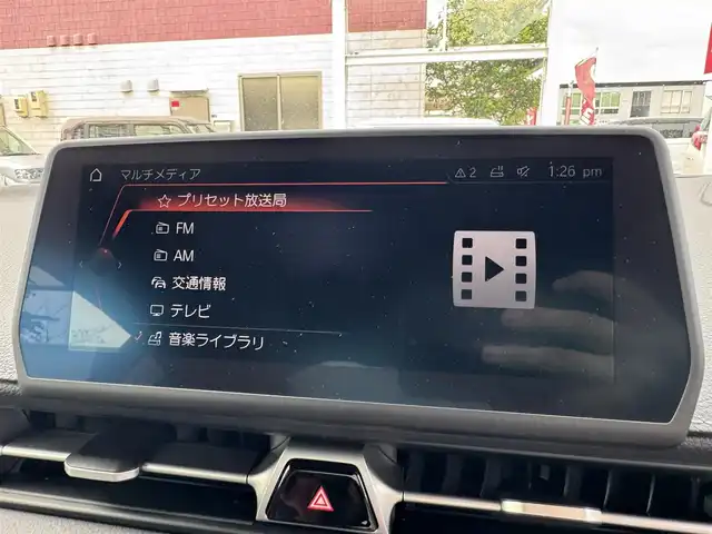 トヨタ スープラ RZ 三重県 2025(令7)年 0.1万km ブラックメタリック ワンオーナー/プリクラッシュセーフティ/HDDナビゲーションシステム/・8.8インチタッチディスプレイ/・地デジTV/・HDDオーディオ/・Toyota Supra Connect/・Bluetooth/JBLプレミアムサウンドシステム(12スピーカー)/バックモニター/リアクロストラフィックアラート/クルーズコントロール/レーンディパーチャーアラート/ブラインドスポットモニター/ブラック/レッドツートーンアルカンターラ/革コンビシート/パワーシート/シートヒーター（前席）/カラーヘッドアップディスプレイ/USBポート/ETC/純正19インチ10本スポークツヤ消ダークメタリック塗装鍛造アルミホイール/「Supra」ロゴ入brembo製レッドブレーキキャリパー/6灯式LEDヘッドランプ/・オートライト/アダプティブハイビーム/プッシュエンジンスタート/スマートキー/新車時保証書/取扱説明書