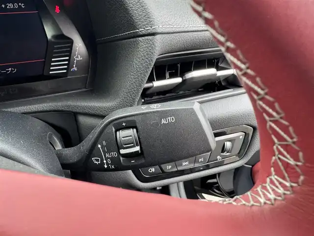 トヨタ スープラ RZ 三重県 2025(令7)年 0.1万km ブラックメタリック ワンオーナー/プリクラッシュセーフティ/HDDナビゲーションシステム/・8.8インチタッチディスプレイ/・地デジTV/・HDDオーディオ/・Toyota Supra Connect/・Bluetooth/JBLプレミアムサウンドシステム(12スピーカー)/バックモニター/リアクロストラフィックアラート/クルーズコントロール/レーンディパーチャーアラート/ブラインドスポットモニター/ブラック/レッドツートーンアルカンターラ/革コンビシート/パワーシート/シートヒーター（前席）/カラーヘッドアップディスプレイ/USBポート/ETC/純正19インチ10本スポークツヤ消ダークメタリック塗装鍛造アルミホイール/「Supra」ロゴ入brembo製レッドブレーキキャリパー/6灯式LEDヘッドランプ/・オートライト/アダプティブハイビーム/プッシュエンジンスタート/スマートキー/新車時保証書/取扱説明書
