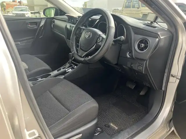 トヨタ オーリス 150X Sパッケージ 道南・函館 2018(平30)年 8.9万km シルバーM /ディーラーOPメモリーナビ//フルセグTV//TVキャンセラー//夏冬タイヤ//社外レーダー//社外ドライブレコーダー//バックカメラ//寒冷地仕様//フロントワイパーデアイサー//横滑り防止