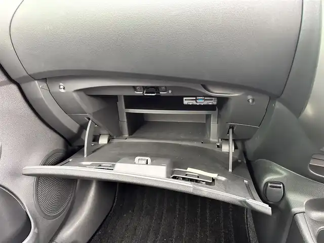 日産 ノート e-パワーオーテック スポーツスペック 宮城県 2020(令2)年 6.3万km オーロラフレアブルーパール インテリジェントアラウンドビューモニター/インテリジェントルームミラー/ドアミラーヒーター/インテリジェントクルーズコントロール/車線逸脱防止支援システム/＝＝＝/インテリジェントエマージェンシーブレーキ/車線逸脱警報/踏み間違い衝突防止アシスト/フロント＆バックソナー/ETC/LEDヘッドランプ/ハイビームアシスト/フォグランプ/オートライト/スマートキー＆プッシュスタート/スペアキー/電動格納ミラー/純正16インチAW/純正ドアバイザー/純正フロアマット/Wエアバッグ