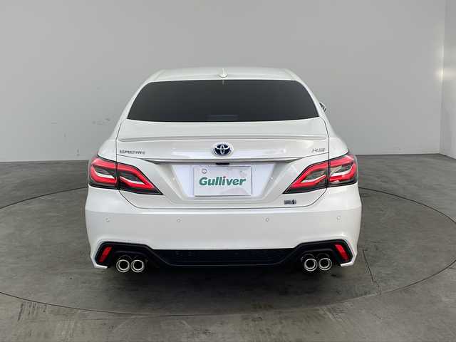 トヨタ クラウン ハイブリッド RS アドバンス 兵庫県 2019(令1)年 4.3万km ホワイトパールクリスタルシャイン ・Toyota Safety Sense/・プリクラッシュセーフティ/・レーントレーシングアシスト/・レーダークルーズコントロール（全車速追従機能付）/・ロードサインアシスト/・アダプティブハイビームシステム/・先行車発進告知機能/・ブラインドスポットモニター/・インテリジェントクリアランスソナー/・パーキングサポートブレーキ/・リヤクロストラフィックオートブレーキ/・リヤクロストラフィックアラート/・リヤカメラディテクション/・パノラミックビューモニター/・インテリジェントパーキングアシスト/・純正8インチナビ/CD/DVD/TV/SD/USB/Bluetooth/Miracast/・ヘッドアップディスプレイ/・ビルトインETC2.0/・AC100V電源/・ハーフレザー/・前席パワーシート/・前席シートヒーター/・ステアリングヒーター/・パドルシフト/・社外レーダー探知機ZERO 807LV/・デジタルインナーミラー