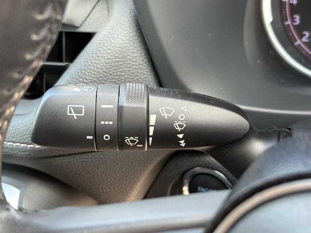 トヨタ ＲＡＶ４ G Zパッケージ 大阪府 2020(令2)年 3.8万km ホワイトパールクリスタルシャイン 9インチナビ　/フルセグ　/Bluetooth　/バックカメラ　/レザーシート シートヒーター　/ステアリングヒーター　/ブラインドスポットモニター　/デジタルインナーミラー　/パワーバックドア　/ビルトインETC　　