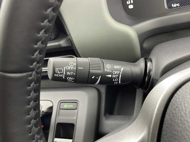 ホンダ フリード ハイブリット e:HEV クロスター 熊本県 2025(令7)年 0.1千km メテオロイドグレーメタリック 登録未使用車/純正9インチナビ/AM/FM/フルセグTV/Bluetooth/USB/バックカメラ/Apple CarPlay/Android Auto/ホンダセンシング/・衝突被害軽減ブレーキ/・レーンキープアシスト/・コーナーセンサー/・追従式クルーズコントロール/ブラインドスポットモニター/ハーフレザーシート/シートヒーターD/N/両側パワースライドドア/純正１５アルミホイール/プッシュスタート/スペアキー/オートライト/電動格納ミラー