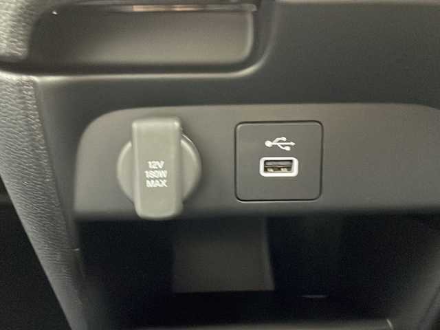 ホンダ フリード ハイブリット e:HEV クロスター 熊本県 2025(令7)年 0.1千km メテオロイドグレーメタリック 登録未使用車/純正9インチナビ/AM/FM/フルセグTV/Bluetooth/USB/バックカメラ/Apple CarPlay/Android Auto/ホンダセンシング/・衝突被害軽減ブレーキ/・レーンキープアシスト/・コーナーセンサー/・追従式クルーズコントロール/ブラインドスポットモニター/ハーフレザーシート/シートヒーターD/N/両側パワースライドドア/純正１５アルミホイール/プッシュスタート/スペアキー/オートライト/電動格納ミラー