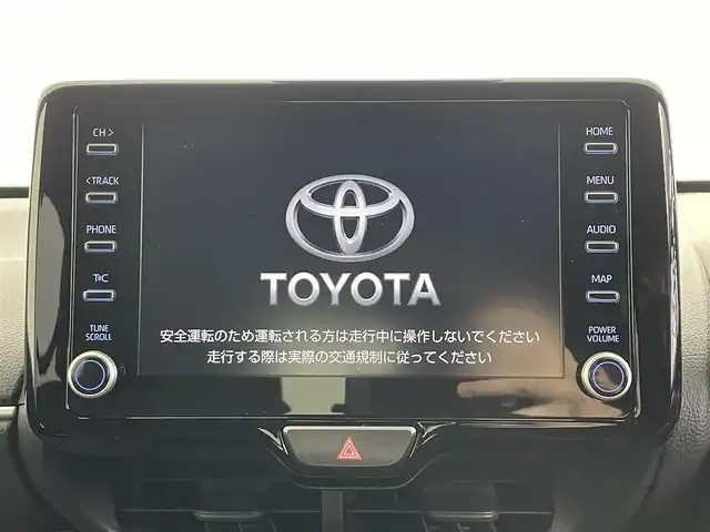 トヨタ ヤリスクロス ハイブリッド Z 埼玉県 2023(令5)年 2.1万km プラチナホワイトパールマイカ 純正８型ＤＡ　Ｂカメラ　温シート　ＢＳＭ　ＥＴＣ　１００Ｖ　レーダークルーズコントロール　コーナーセンサー　衝突軽減システム　ハーフレザーシート　電動リアゲート　パワーシート　スペアキー　ＢＴ　ＴＶ