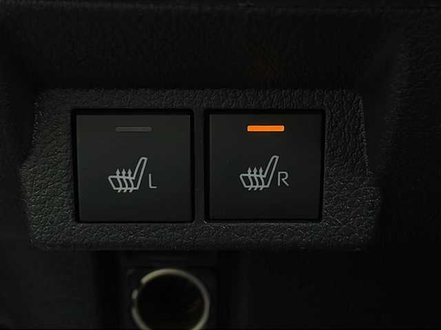 ダイハツ ムーヴ キャンバス ストライプス G 山口県 2024(令6)年 1万km シャイニングホワイトパール/スムーズグレーマイカメタリック 純正ディスプレイオーディオ/・CD/CDチェンジャー/・AM/FM/・iPod/USB接続/・フロントAUX/バックカメラ/スマートアシスト/・衝突警報機能/・ブレーキ制御付誤発進抑制機能/・車線逸脱警報機能/・ふらつき警報/・路外逸脱警報機能/・先行車発進お知らせ機能/・標識認識機能/・クリアランスソナー/LEDオートライト/LEDフォグランプ/D席/N席シートヒーター/ドリンクホルダーヒーター/マルチインフォメーションディスプレイ/スマートキー/イモビライザー/プッシュスタート/スペアキー1本/PWRモード切替スイッチ/USBソケット/運転席シートリフター/ベンチシート/アームレスト/後席シートアンダートレー/後席ISOFIXシート/UVカットプライバシーガラス/分割可倒式リアシート/電子パーキングブレーキ/両側パワースライドドア/挟み込み防止機能/予約OPEN機能/取り扱い説明書/保証書