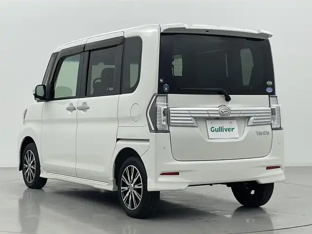 ダイハツ タント カスタム X トップED SAⅡ 熊本県 2016(平28)年 7万km パールホワイトⅢ 社外ナビ（ＢＴ・フルセグ）/バックカメラ　/片側パワースライドドア　/後のみクリアランスソナー　/スマートアシストIII/・衝突軽減ブレーキ/・前後誤発進抑制機能/・先行車発進お知らせ機能/横滑り防止/アイドリングストップ/オートエアコン/社外フロアマット/純正１４インチAW/オートライト/LEDヘッドライト/フォグランプ/スマートキー/プッシュスタート