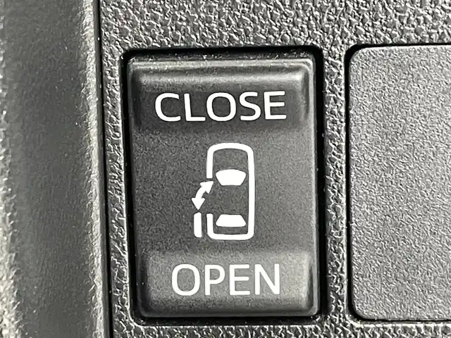 ダイハツ タント カスタム X トップED SAⅡ 熊本県 2016(平28)年 7万km パールホワイトⅢ 社外ナビ（ＢＴ・フルセグ）/バックカメラ　/片側パワースライドドア　/後のみクリアランスソナー　/スマートアシストIII/・衝突軽減ブレーキ/・前後誤発進抑制機能/・先行車発進お知らせ機能/横滑り防止/アイドリングストップ/オートエアコン/社外フロアマット/純正１４インチAW/オートライト/LEDヘッドライト/フォグランプ/スマートキー/プッシュスタート