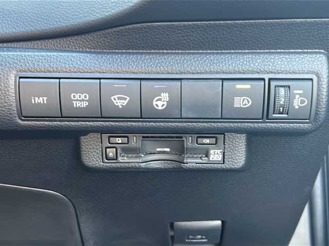 トヨタ ＧＲカローラ RZ 愛知県 2024(令6)年 0.7万km ガンＭⅡ ・禁煙車/・純正ディスプレイオーディオ/・ナビ付/フルセグＴＶ/・Bluetooth/USB/・JBLサウンド/・バックカメラ/・ビルトインＥＴＣ2.0/・前後ドライブレコーダー/・トヨタセーフティーセンス/・PCS/LTA/LDA/・オートハイビーム/・BSM/RSA/RCTA/・ヘッドアップディスプレイ/・レーダークルーズコントロール/・クリアランスソナー/・D/N席シートヒーター/・ステアリングヒーター/・ステアスイッチ/・プッシュスタート/・黒合皮ハーフレザーシート/・LEDオートライト/・フォグランプ/・電動格納ウィンカーミラー/・４WDモードセレクト/・ドライブモード/・横滑り防止装置/・純正18インチアルミ/・純正フロアマット/・新車保証書/取扱説明書