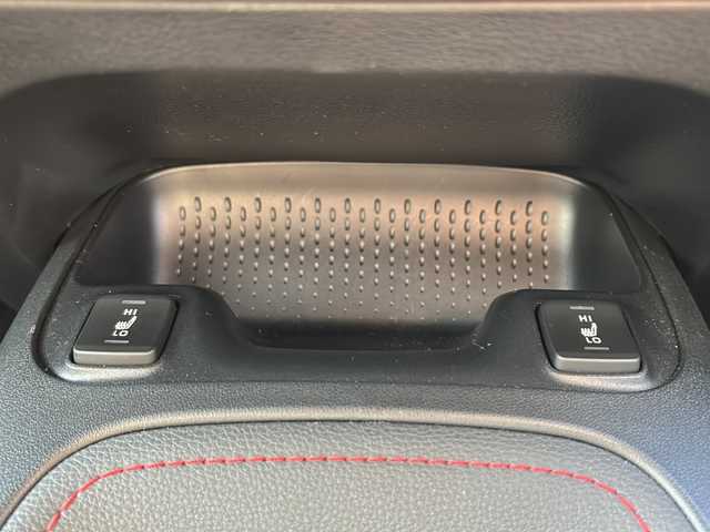 トヨタ ＧＲカローラ RZ 愛知県 2024(令6)年 0.7万km ガンＭⅡ ・禁煙車/・純正ディスプレイオーディオ/・ナビ付/フルセグＴＶ/・Bluetooth/USB/・JBLサウンド/・バックカメラ/・ビルトインＥＴＣ2.0/・前後ドライブレコーダー/・トヨタセーフティーセンス/・PCS/LTA/LDA/・オートハイビーム/・BSM/RSA/RCTA/・ヘッドアップディスプレイ/・レーダークルーズコントロール/・クリアランスソナー/・D/N席シートヒーター/・ステアリングヒーター/・ステアスイッチ/・プッシュスタート/・黒合皮ハーフレザーシート/・LEDオートライト/・フォグランプ/・電動格納ウィンカーミラー/・４WDモードセレクト/・ドライブモード/・横滑り防止装置/・純正18インチアルミ/・純正フロアマット/・新車保証書/取扱説明書