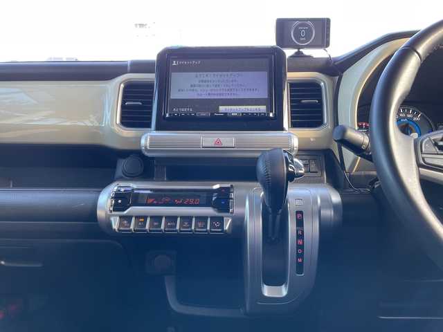 スズキ クロスビー HYBRID MZ 富山県 2020(令2)年 6.2万km ピュアホワイトパール/ブラック2トーンルーフ 純正メモリナビ/型式：AVIC-RLS901II/【CD/DVD/SD/BT/AUT/フルセグTV】/スズキセーフティ（デュアルセンサーブレーキサポート）/フルセグTV/LEDヘッドライト/クルーズコントロール/プッシュスタート/パドルシフト/スマートキー/シートヒーター（運転席＋助手席）/ドライブレコーダー/純正アルミホイール/オートハイビーム/ビルトインETC/プッシュスタート/レーンキープアシスト/横滑り防止装置/純正フロアマット/ASSURAスピードメーター/ドアバイザー