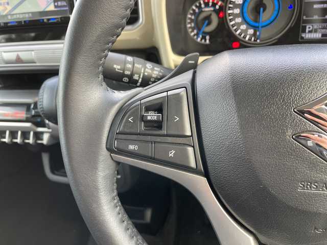 スズキ クロスビー HYBRID MZ 富山県 2019(令1)年 2.1万km キャラバンアイボリーパールメタリック/ホワイト 2トーンルーフ 社外8型メモリナビ/【ＣＤ／ＤＶＤ／ＢＴ／フルセグＴＶ／ＳＤ／ＵＳＢ】/バックカメラ/クルーズコントロール/レーンキープアシスト/衝突軽減ブレーキ/シートヒーター/コーナーセンサー/MTモード付きAT/パドルシフト/アイドリングストップ/USB入力端子/社外フロアマット/純正16インチアルミホイール/ビルトインＥＴＣ２．０/オートライト/シートバックテーブル/電動格納ウインカーミラー