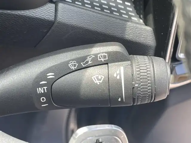 ボルボ ＸＣ４０ T4 AWD Rデザイン 青森県 2019(令1)年 5.9万km オニキスブラックP /ワンオーナー/4WD/ターボ/パノラマサンルーフ/黒ハーフレザーシート/３６０度カメラ/ＡＣＣ/ＡｐｐｌｅＣａｒＰｌａｙ/純正HDDナビ/　(フルセグTV/USB/Bt)/ＬＫＡ/ＢＬＩＳ/D席メモリー付き/　前席パワーシート/前席シートヒーター/ＬＥＤオートライト/LEDフォグランプ/純正１９インチアルミホイール/ウインカーミラー /ブラックルーフレール/ヘットライトウオッシャー/前後バンパーソナー/社外レーダー探知機/革巻きステア/ノブ/パドルシフト/プッシュスタートシステム/W/サイド/カーテンエアバッグ /ABS/スマートキー