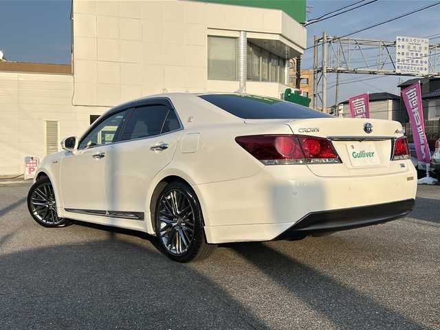 トヨタ クラウン ハイブリッド アスリートG 愛知県 2014(平26)年 14.9万km ホワイトパールクリスタルシャイン /禁煙車/ワンオーナー//純正ナビ・フルセグTV//バックカメラ//ビルトインETC//レーダークルーズコントロール//サンルーフ//黒革シート//前席パワーシート//前席シートヒーター//前席ベンチレーション//ハンドルヒーター//プッシュスタート//クリアランスソナー//ドアバイザー//純正１８インチアルミ//純正フロアマット//新車保証書/取扱説明書//スペアキー