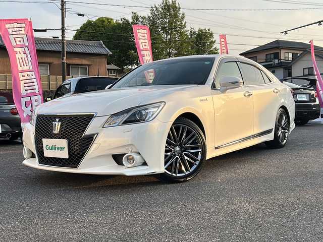 トヨタ クラウン ハイブリッド アスリートG 愛知県 2014(平26)年 14.9万km ホワイトパールクリスタルシャイン /禁煙車/ワンオーナー//純正ナビ・フルセグTV//バックカメラ//ビルトインETC//レーダークルーズコントロール//サンルーフ//黒革シート//前席パワーシート//前席シートヒーター//前席ベンチレーション//ハンドルヒーター//プッシュスタート//クリアランスソナー//ドアバイザー//純正１８インチアルミ//純正フロアマット//新車保証書/取扱説明書//スペアキー