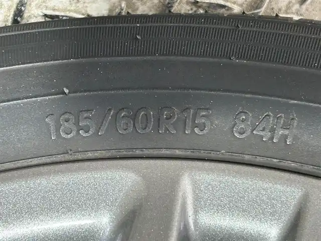 トヨタ シエンタ G クエロ 大阪府 2020(令2)年 1.3万km ヴィンテージブラウンパールクリスタルシャイン 純正ナビ(フルセグ/DVD再生/Bluetooth) 衝突軽減 両側パワースライドドア 360カメラ ETC トヨタセーフティセンス ハーフレザー オートライト スマートキー Pスタート ドラレコ