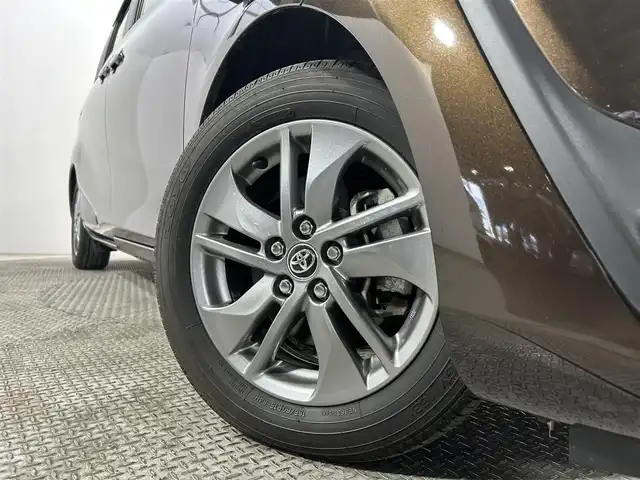 トヨタ シエンタ G クエロ 大阪府 2020(令2)年 1.3万km ヴィンテージブラウンパールクリスタルシャイン 純正ナビ(フルセグ/DVD再生/Bluetooth) 衝突軽減 両側パワースライドドア 360カメラ ETC トヨタセーフティセンス ハーフレザー オートライト スマートキー Pスタート ドラレコ