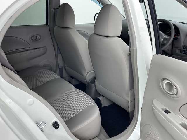 日産 マーチ 12X FOUR Vセレクション 道央・札幌 2017(平29)年 2.1万km ブリリアントホワイトパール ・4WD/・社外SDナビ/（CD&DVD&BT＆フルセグ）/・寒冷地仕様/・社外エンジンスターター /・社外ドラレコ（前のみ）/・オートライト/・ヘッドライトレベライザー/・LEDヘッドライト/・社外AW付きスタッドレス積載/・横滑り防止/・スペアキー