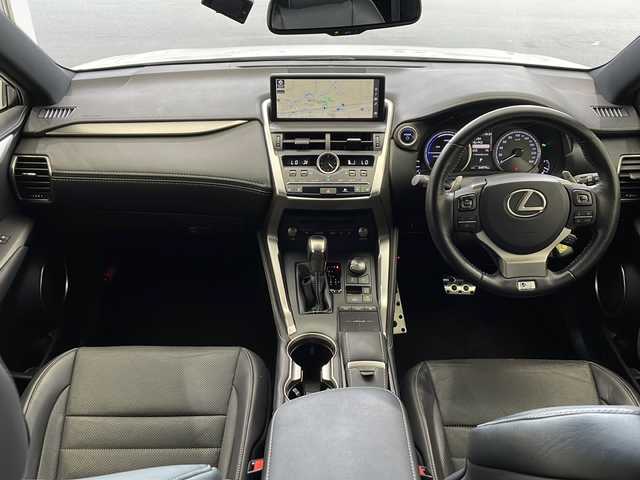 レクサス ＮＸ 300h Fスポーツ 栃木県 2018(平30)年 6.5万km ホワイトノーヴァガラスフレーク 純正10インチナビ/(フルセグ・Bluetooth・SD・USB)/全方位カメラ/バックカメラ/本革シート/レクサスセーフティシステム+/　・衝突軽減システム/　・レーンキープアシストシステム/　・アダプティブクルーズコントロール　/　・オートハイビーム/　・標識認識機能/前後コーナーセンサー/ブラインドスポットモニター/前席シートヒーター/前席エアシート/前席パワーシート/パドルシフト/ステアリングヒーター/前方ドライブレコーダー/ビルトインETC2.0/電動リアゲート/LEDヘッドライト/オートライト/フォグランプ/純正アルミホイール/取扱説明書/保証書
