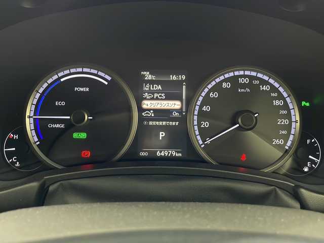 レクサス ＮＸ 300h Fスポーツ 栃木県 2018(平30)年 6.5万km ホワイトノーヴァガラスフレーク 純正10インチナビ/(フルセグ・Bluetooth・SD・USB)/全方位カメラ/バックカメラ/本革シート/レクサスセーフティシステム+/　・衝突軽減システム/　・レーンキープアシストシステム/　・アダプティブクルーズコントロール　/　・オートハイビーム/　・標識認識機能/前後コーナーセンサー/ブラインドスポットモニター/前席シートヒーター/前席エアシート/前席パワーシート/パドルシフト/ステアリングヒーター/前方ドライブレコーダー/ビルトインETC2.0/電動リアゲート/LEDヘッドライト/オートライト/フォグランプ/純正アルミホイール/取扱説明書/保証書