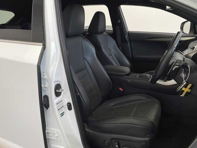 レクサス ＮＸ 300h Fスポーツ 栃木県 2018(平30)年 6.5万km ホワイトノーヴァガラスフレーク 純正10インチナビ/(フルセグ・Bluetooth・SD・USB)/全方位カメラ/バックカメラ/本革シート/レクサスセーフティシステム+/　・衝突軽減システム/　・レーンキープアシストシステム/　・アダプティブクルーズコントロール　/　・オートハイビーム/　・標識認識機能/前後コーナーセンサー/ブラインドスポットモニター/前席シートヒーター/前席エアシート/前席パワーシート/パドルシフト/ステアリングヒーター/前方ドライブレコーダー/ビルトインETC2.0/電動リアゲート/LEDヘッドライト/オートライト/フォグランプ/純正アルミホイール/取扱説明書/保証書
