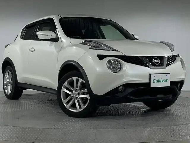 日産 ジューク 15RX Vセレクション 神奈川県 2016(平28)年 4.3万km ブリリアントホワイトパール 純正7インチディーラーOPナビ/CD&DVD&BT&フルセグTV/バックカメラ/ビルトインETC/純正ドライブレコーダー/衝突軽減ブレーキ/レーンキープアシスト/アイドリングストップ/ドアバイザー/ヘッドライトレベライザー