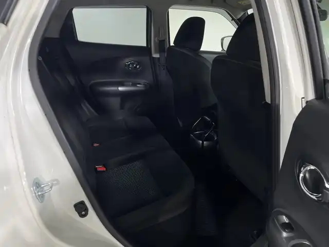 日産 ジューク 15RX Vセレクション 神奈川県 2016(平28)年 4.3万km ブリリアントホワイトパール 純正7インチディーラーOPナビ/CD&DVD&BT&フルセグTV/バックカメラ/ビルトインETC/純正ドライブレコーダー/衝突軽減ブレーキ/レーンキープアシスト/アイドリングストップ/ドアバイザー/ヘッドライトレベライザー