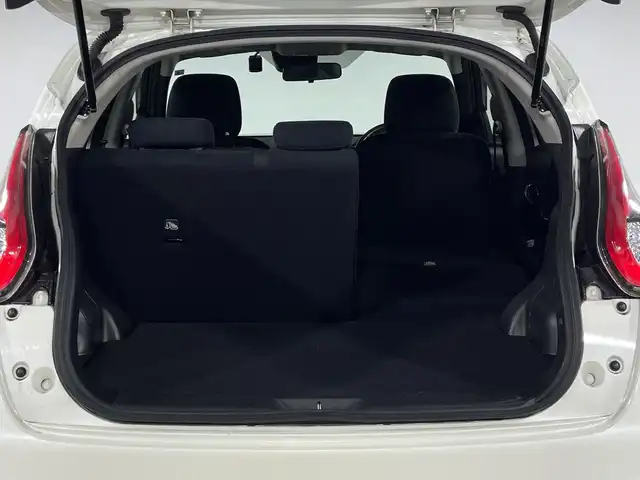 日産 ジューク 15RX Vセレクション 神奈川県 2016(平28)年 4.3万km ブリリアントホワイトパール 純正7インチディーラーOPナビ/CD&DVD&BT&フルセグTV/バックカメラ/ビルトインETC/純正ドライブレコーダー/衝突軽減ブレーキ/レーンキープアシスト/アイドリングストップ/ドアバイザー/ヘッドライトレベライザー