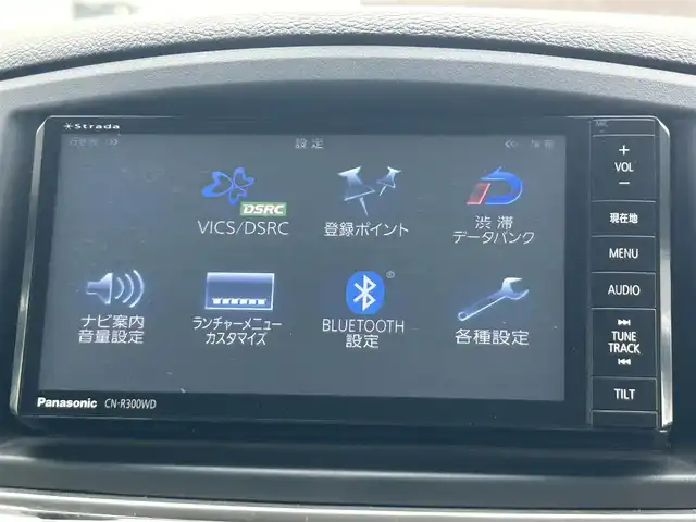 日産 エルグランド 250ハイウェイスター 奈良県 2014(平26)年 7.2万km 黒 フルセグナビ　/ＤＶＤ再生　/前後ドラレコ　/ＥＴＣ　/バックカメラ　/純正フロアマット　/両側パワースライドドア　/ハーフレザーシート　/クルーズコントロール　/スペアキー/タイヤ積み込み（純正１８インチアルミ、ラジアルタイヤ）