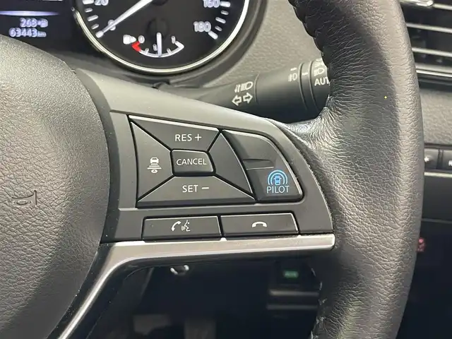 日産 エクストレイル 20Xi 愛知県 2018(平30)年 6.4万km ダイヤモンドブラック 純正９型ナビ　フルセグＴＶ　ＢＴ　プロパイロット　全方位カメラ　デジタルインナーミラー　パワーバックドア　電動パーキング　ＬＥＤオートライト　ＥＴＣ　エマブレ　衝突軽減　追従クルコン　フォグランプ　コーナーセンサー　禁煙車