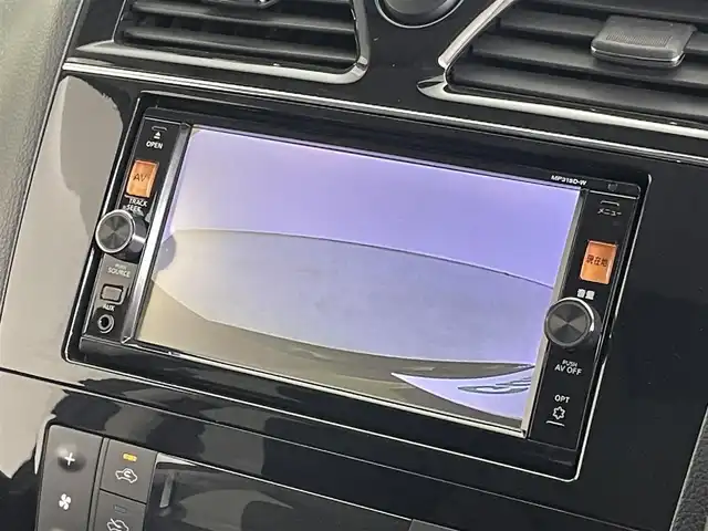 日産 セレナ HWS S HV Vセレ +Sefty 埼玉県 2015(平27)年 2.7万km ダイヤモンドブラック 純正ナビ　フリップダウンモニター　エマージェンシーブレーキ　両側パワースライドドア　ＥＴＣ　バックカメラ　ＬＥＤヘッドライト　ドライブレコーダー　プッシュスタート　スマートキー　クルーズコントロール