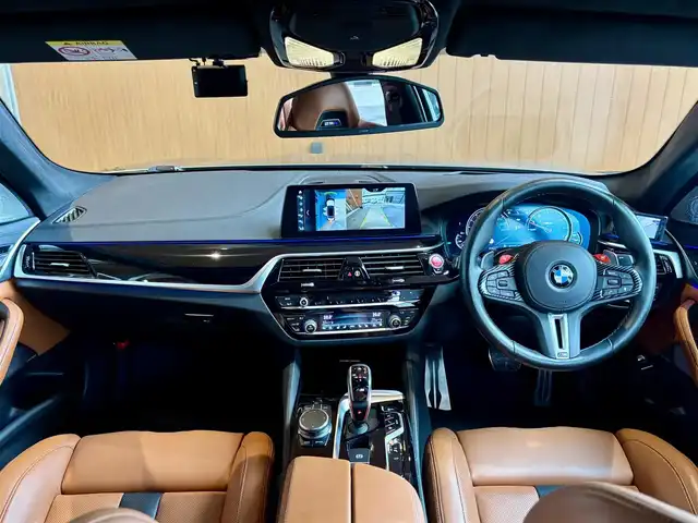 ＢＭＷ Ｍ５ 宮城県 2018(平30)年 6万km ドニントングレーM Bowers&Wilkinsサウンドシステム/MAXTON DESIGNエアロ/HyperForged21インチAW/ヘッドアップディスプレイ/アクティブクルーズコントロール/レーンキープアシスト/レーンデチェンジウォーニング/iDriveナビゲーションシステム/フルセグTV/トップビューカメラ/ブラウンハーフレザーシート/シートベンチレーション/シートヒーター/４ゾーンエアコン/カーボンルーフ/ドライブレコーダー/コンフォートアクセス/パワートランク/LEDヘッドライト/オートマチックハイビーム