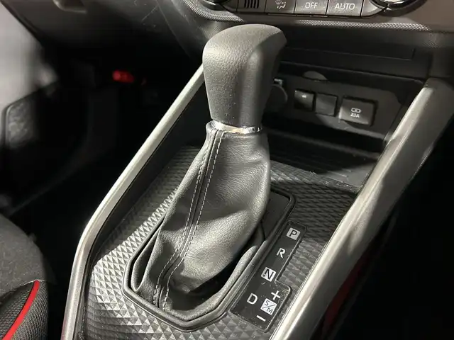 トヨタ ライズ G 福岡県 2020(令2)年 5.8万km ナチュラルベージュマイカM 純正9インチナビ/Bluetooth/フルセグTV/CD/DVD/衝突被害軽減ブレーキ/横滑り防止装置/コーナーセンサー/アイドリングストップ/ETC２．０/ドライブレコーダー/LEDオートライト/純正16インチアルミホイール/電動格納ミラー
