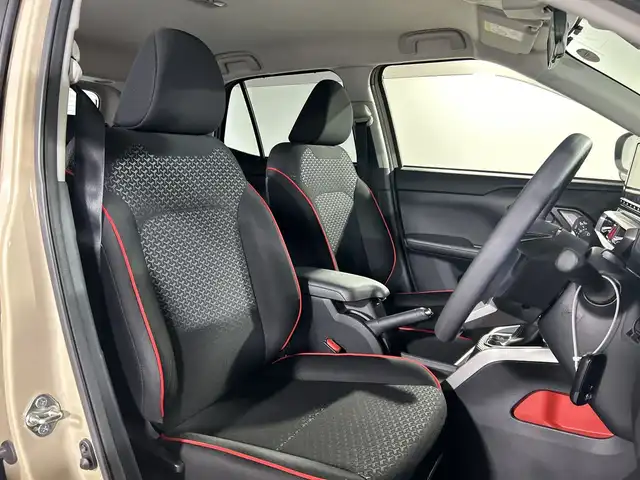 トヨタ ライズ G 福岡県 2020(令2)年 5.8万km ナチュラルベージュマイカM 純正9インチナビ/Bluetooth/フルセグTV/CD/DVD/衝突被害軽減ブレーキ/横滑り防止装置/コーナーセンサー/アイドリングストップ/ETC２．０/ドライブレコーダー/LEDオートライト/純正16インチアルミホイール/電動格納ミラー