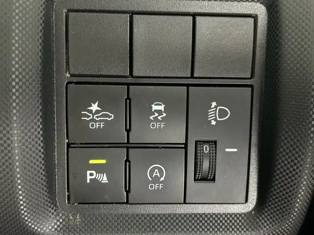 トヨタ ライズ G 福岡県 2020(令2)年 5.8万km ナチュラルベージュマイカM 純正9インチナビ/Bluetooth/フルセグTV/CD/DVD/衝突被害軽減ブレーキ/横滑り防止装置/コーナーセンサー/アイドリングストップ/ETC２．０/ドライブレコーダー/LEDオートライト/純正16インチアルミホイール/電動格納ミラー