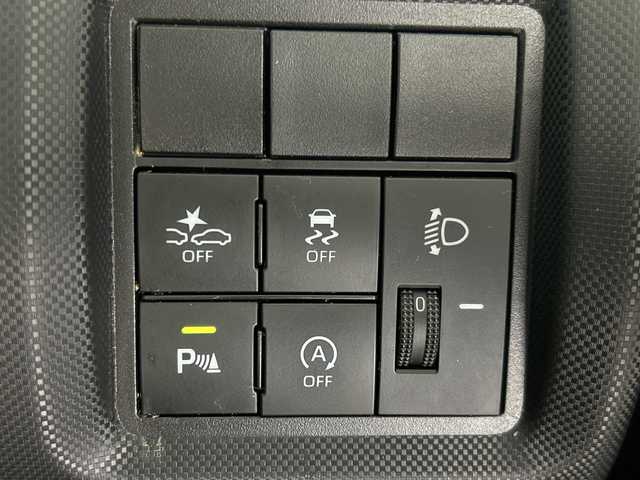 トヨタ ライズ G 福岡県 2020(令2)年 5.8万km ナチュラルベージュマイカM 純正9インチナビ/Bluetooth/フルセグTV/CD/DVD/衝突被害軽減ブレーキ/横滑り防止装置/コーナーセンサー/アイドリングストップ/ETC２．０/ドライブレコーダー/LEDオートライト/純正16インチアルミホイール/電動格納ミラー