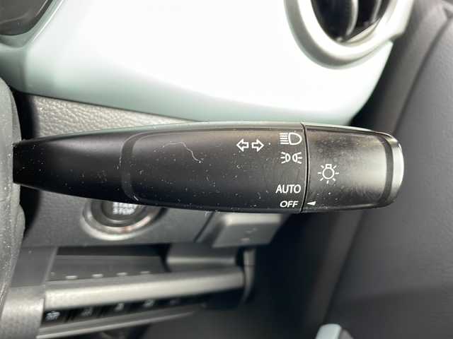 スズキ ハスラー タフワイルド 静岡県 2019(令1)年 2.4万km オフブルーメタリック/ブラック 2トーン 純正ナビ/・AM/FM/・SD/・Memory Music/・iPod/・フルセグTV/・USB/・Bluetooth/・CD/DVD/主要装備/・全方位カメラ/・デュアルカメラブレーキサポート/・ドライブレコーダー/・アイドリングストップ/・横滑り防止装置/・レーンキープアシスト/・運転席＋助手席シートヒーター/・ステアリングスイッチ/・社外アルミ/・フォグランプ